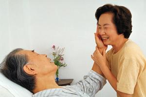 都合の良い方法で治療ができる利点がある